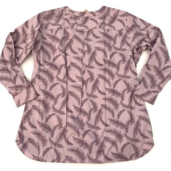 New Duluth Wrinkle Fighter Tunic Shirt Purple Feather Print - Picture 2 of 5